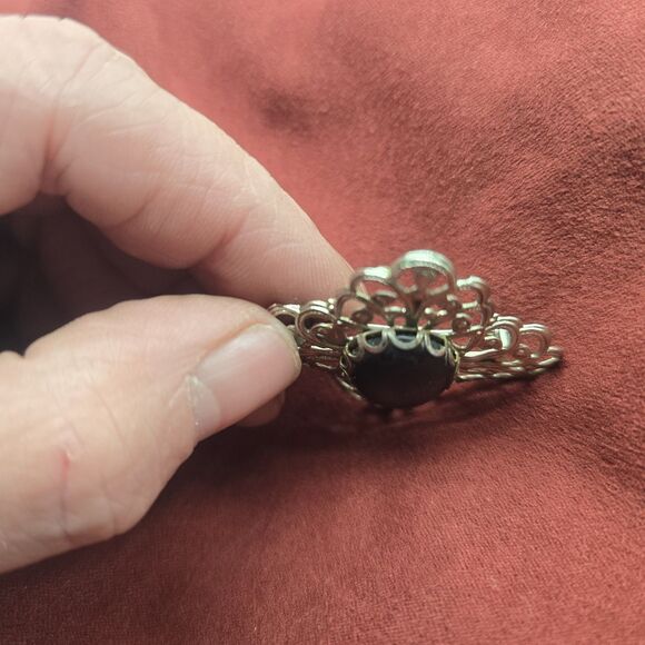 Vintage Victorian Revival Silver Brooch Lapel Pin Black Stone Filigree Cross - Picture 4 of 6